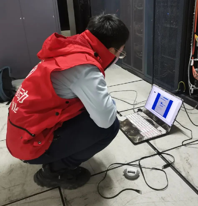 全疆首个！新疆移动建成校园FTTO千兆网络